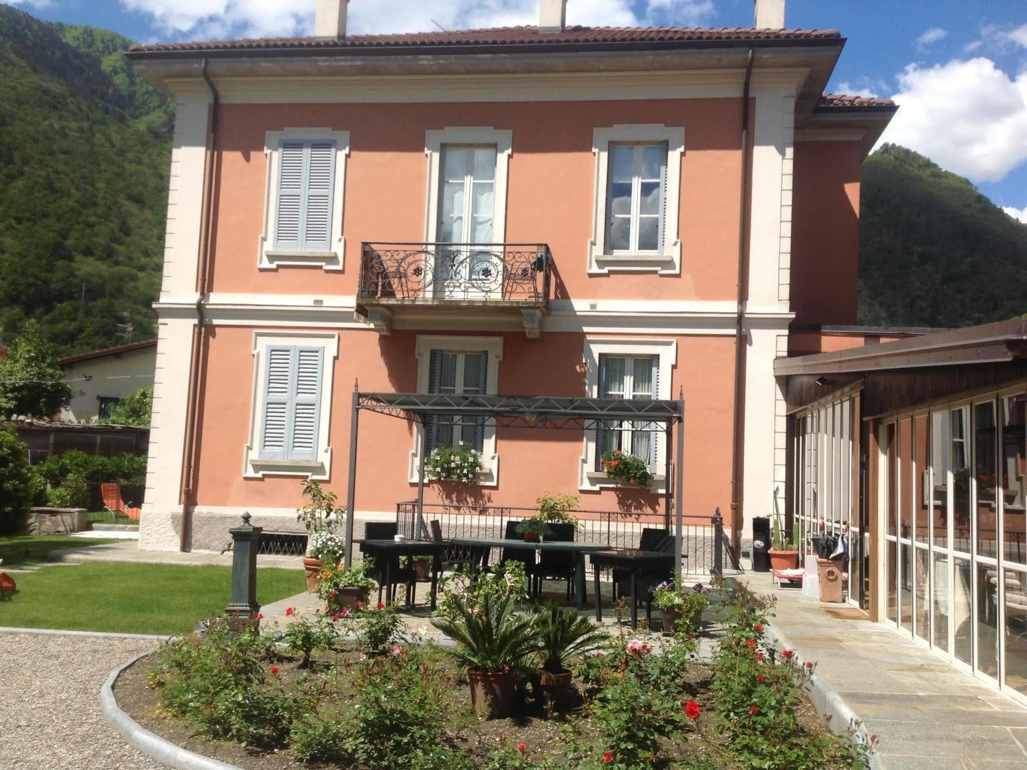 كانوبيو B&B Villa Dei Pini المظهر الخارجي الصورة